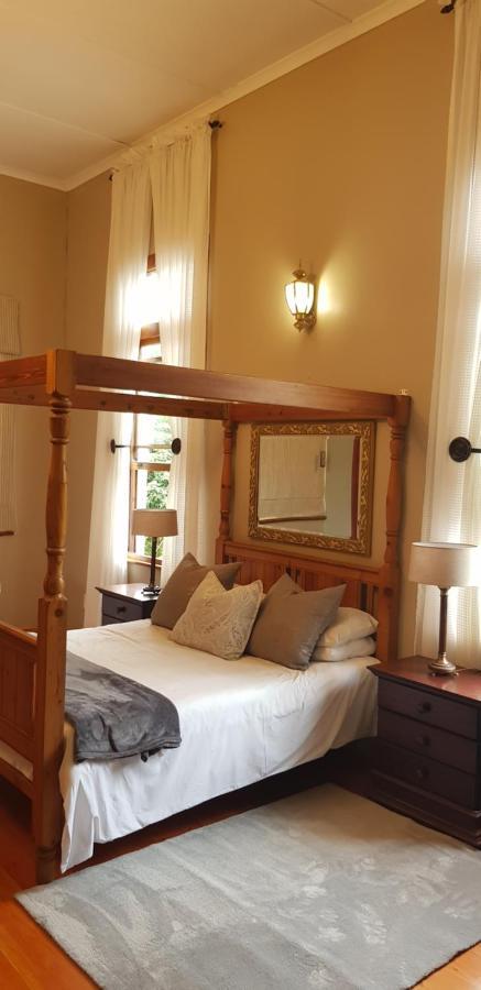 Royston Hall Historical Guesthouse Umtentweni Екстер'єр фото