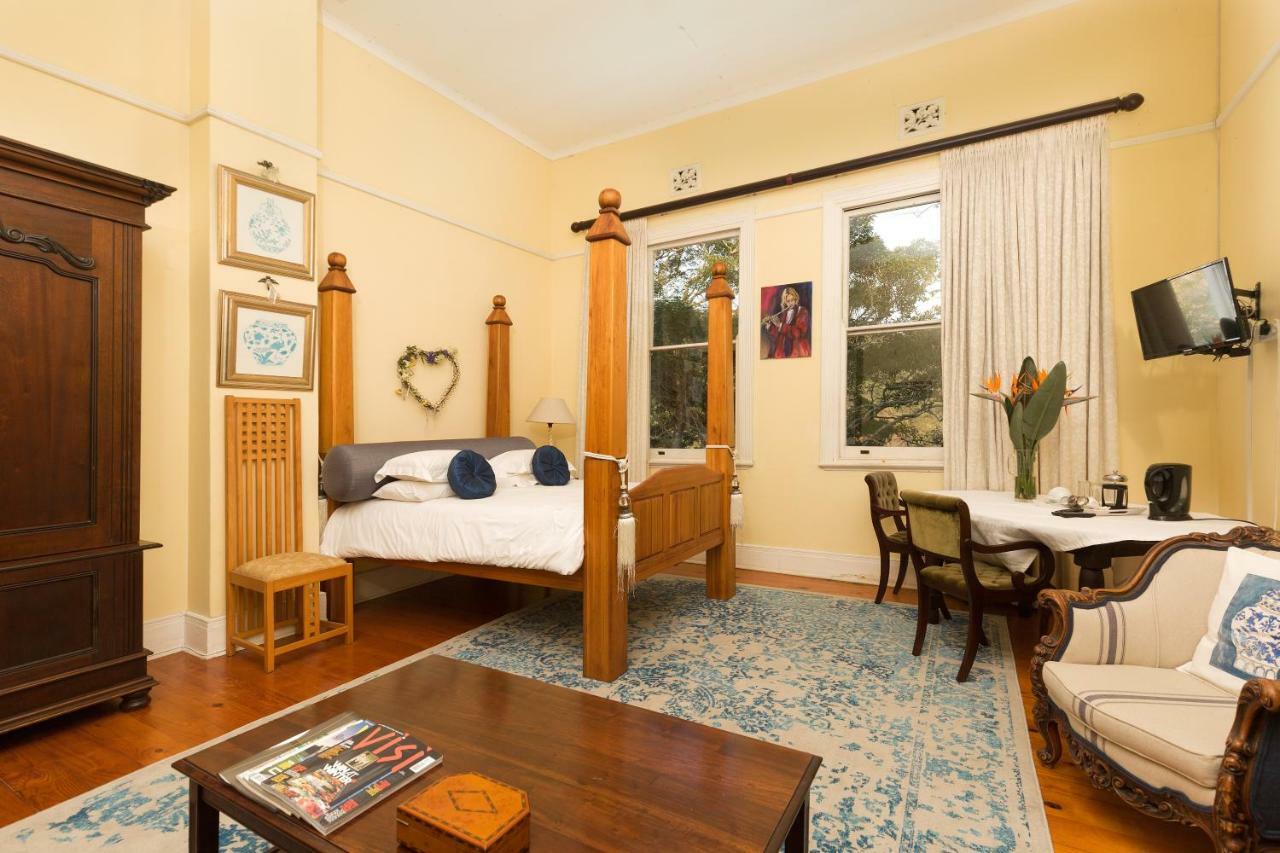 Royston Hall Historical Guesthouse Umtentweni Екстер'єр фото